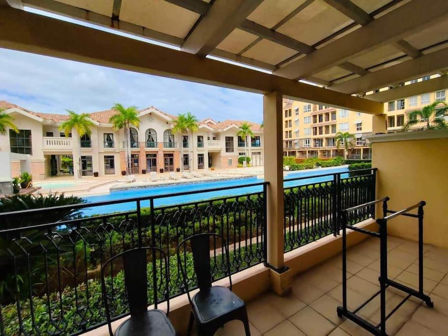 Amalfi De Mare T2 Unit 104 2br Internet Netflix Cebu